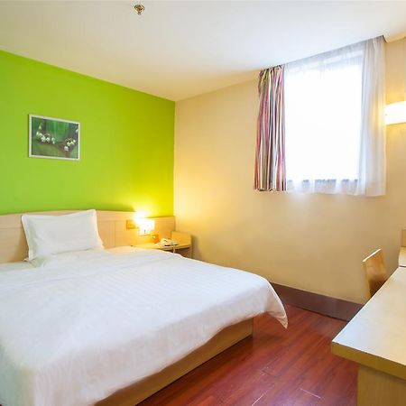 7Days Inn Xiamen Haicang Bagian luar foto